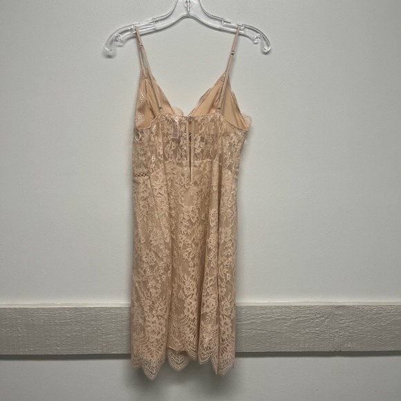 NWT Gorgeous Victoria’s Secret Dress S - Picture 4 of 10